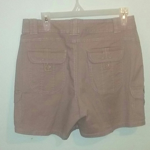 Gloria Vandebilt shorts - Picture 3 of 3